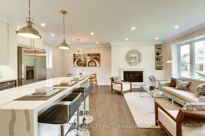 Photo 2 at 21 Bathford Crescent, Bayview Village, Toronto