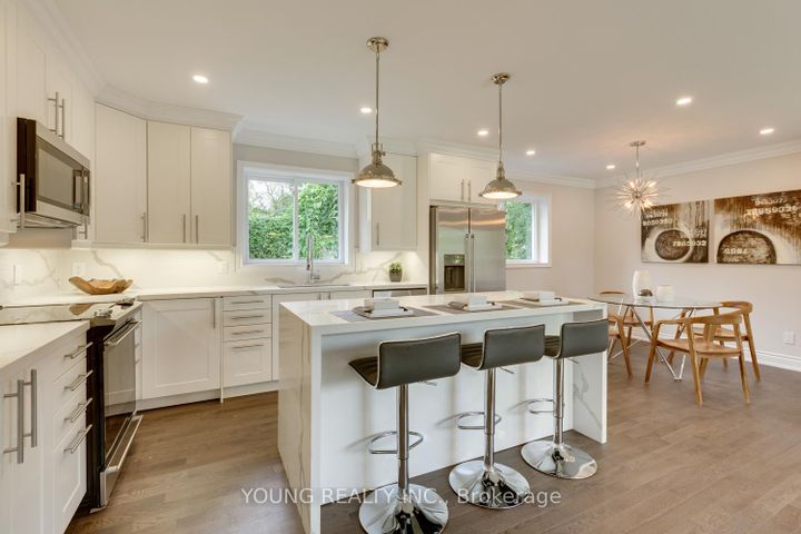 Photo 12 at 21 Bathford Crescent, Bayview Village, Toronto