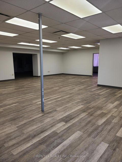 Photo 10 at 282 North Rivermede Road, Concord, Vaughan