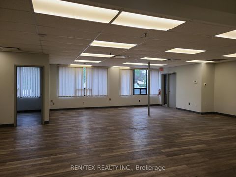 Photo 11 at 282 North Rivermede Road, Concord, Vaughan