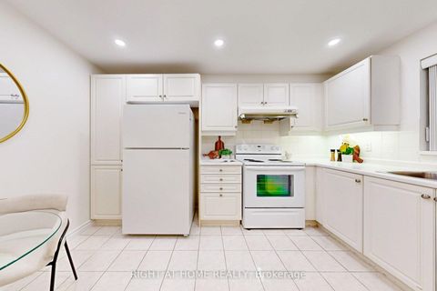 Photo 6 at 301 - 168 Bonis Avenue, Sullivan, Toronto