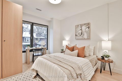 Photo 24 at 35 Palmerston Gardens, Annex, Toronto