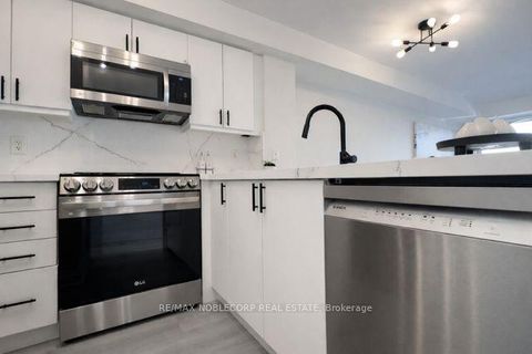 Photo 6 at 506 - 55 De Boers Drive, York University Heights, Toronto