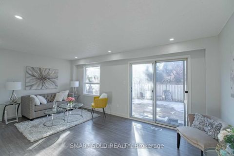 Photo 8 at 146 Placentia Boulevard, Agincourt North, Toronto