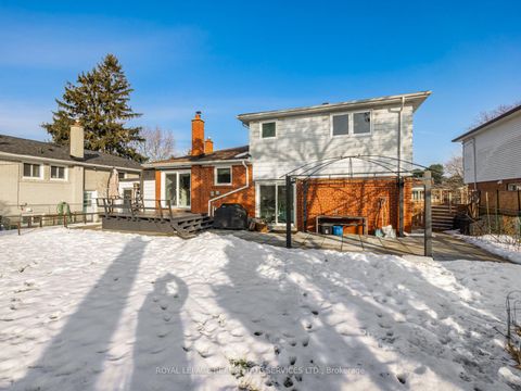 Photo 20 at 36 Ravenview Drive, West Hill, Toronto