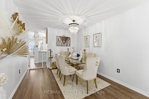 Photo 6 at 34 Castle Park Boulevard, Sonoma Heights, Vaughan