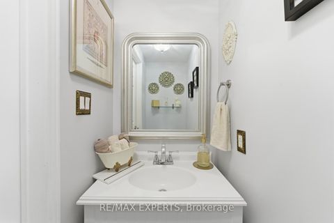 Photo 20 at 34 Castle Park Boulevard, Sonoma Heights, Vaughan