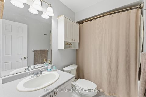 Photo 24 at 34 Castle Park Boulevard, Sonoma Heights, Vaughan