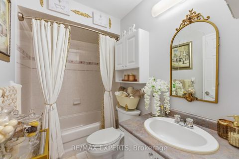 Photo 28 at 34 Castle Park Boulevard, Sonoma Heights, Vaughan