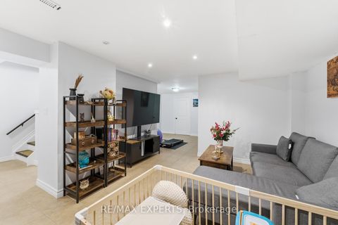 Photo 34 at 34 Castle Park Boulevard, Sonoma Heights, Vaughan