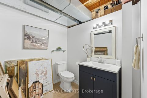 Photo 35 at 34 Castle Park Boulevard, Sonoma Heights, Vaughan