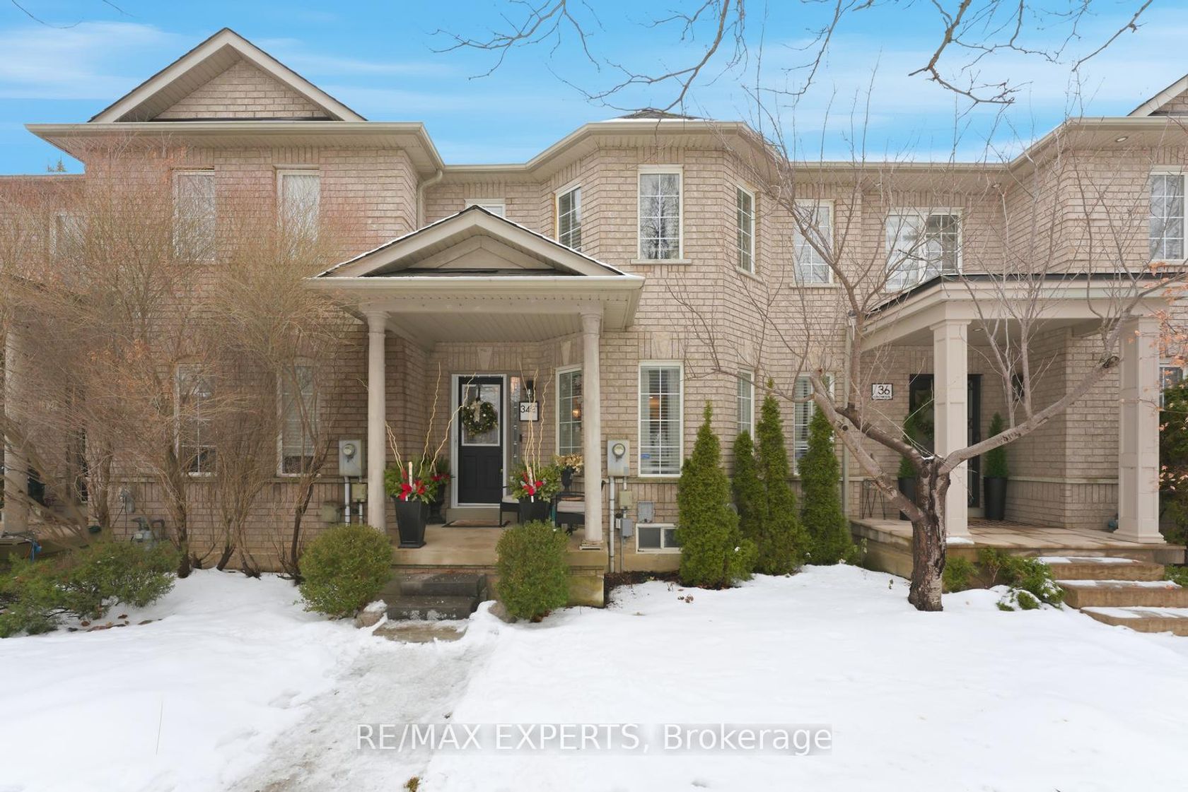 34 Castle Park Boulevard, Sonoma Heights, Vaughan photo number 2