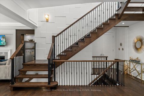 Photo 14 at 185 Maxome Avenue, Newtonbrook East, Toronto