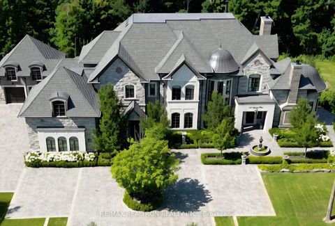 Photo 2 at 301 Millwood Parkway, Vellore Village, Vaughan