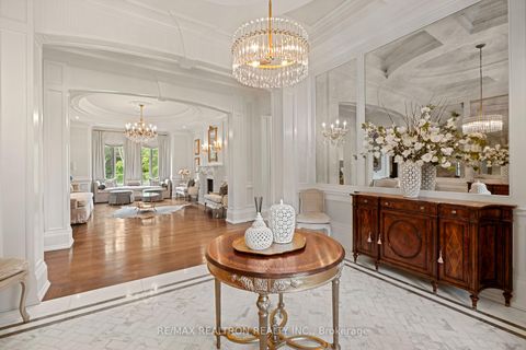 Photo 4 at 301 Millwood Parkway, Vellore Village, Vaughan