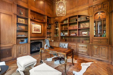 Photo 8 at 301 Millwood Parkway, Vellore Village, Vaughan