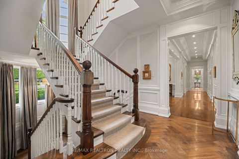 Photo 9 at 301 Millwood Parkway, Vellore Village, Vaughan