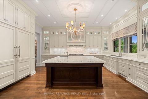 Photo 20 at 301 Millwood Parkway, Vellore Village, Vaughan