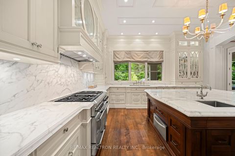 Photo 21 at 301 Millwood Parkway, Vellore Village, Vaughan