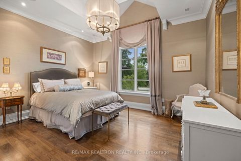 Photo 27 at 301 Millwood Parkway, Vellore Village, Vaughan