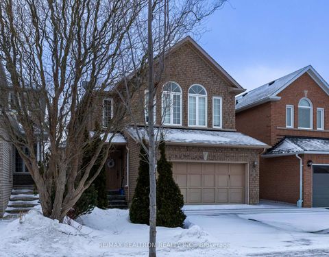 Photo 1 at 37 Woodhaven Crescent, Oak Ridges, Richmond Hill
