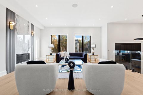 Photo 4 at 422 Hounslow Avenue, Willowdale West, Toronto