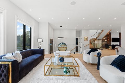 Photo 7 at 422 Hounslow Avenue, Willowdale West, Toronto