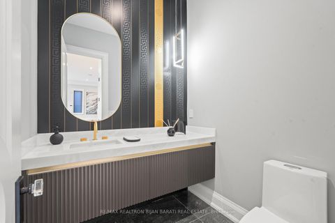 Photo 13 at 422 Hounslow Avenue, Willowdale West, Toronto