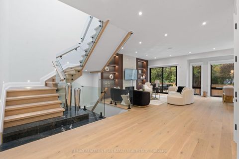 Photo 25 at 422 Hounslow Avenue, Willowdale West, Toronto