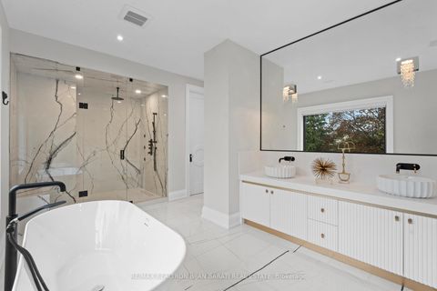 Photo 30 at 422 Hounslow Avenue, Willowdale West, Toronto