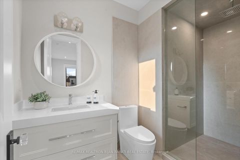 Photo 36 at 422 Hounslow Avenue, Willowdale West, Toronto