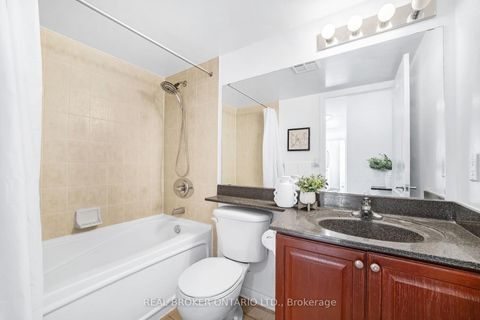 Photo 15 at 1005 - 1 Elm Drive W, City Centre, Mississauga