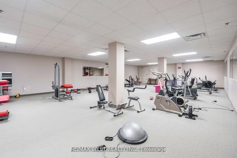 Photo 24 at 905 - 2737 Keele Street, CFB, Toronto