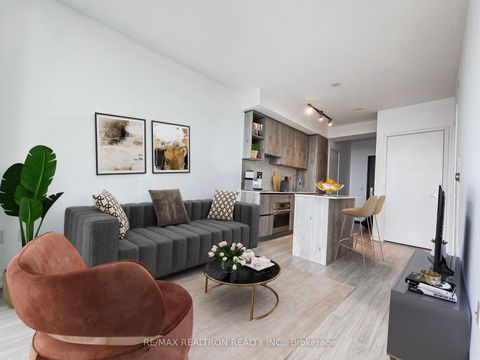 Photo 7 at 2710 - 1 Yorkville Avenue, Annex, Toronto