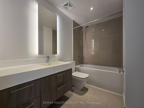 Photo 15 at 2710 - 1 Yorkville Avenue, Annex, Toronto