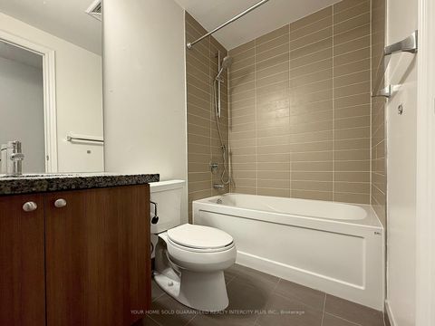 Photo 15 at 310 - 2396 Major MacKenzie Drive, Maple, Vaughan