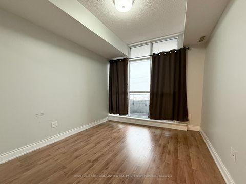 Photo 18 at 310 - 2396 Major MacKenzie Drive, Maple, Vaughan