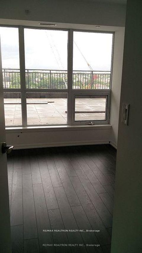 Photo 6 at 917 - 830 Lawrence Avenue W, Glen Park, Toronto