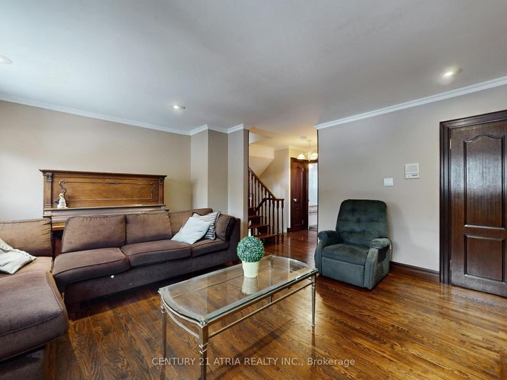 Photo 7 at 39 Prattley Drive, Don Valley Village, Toronto