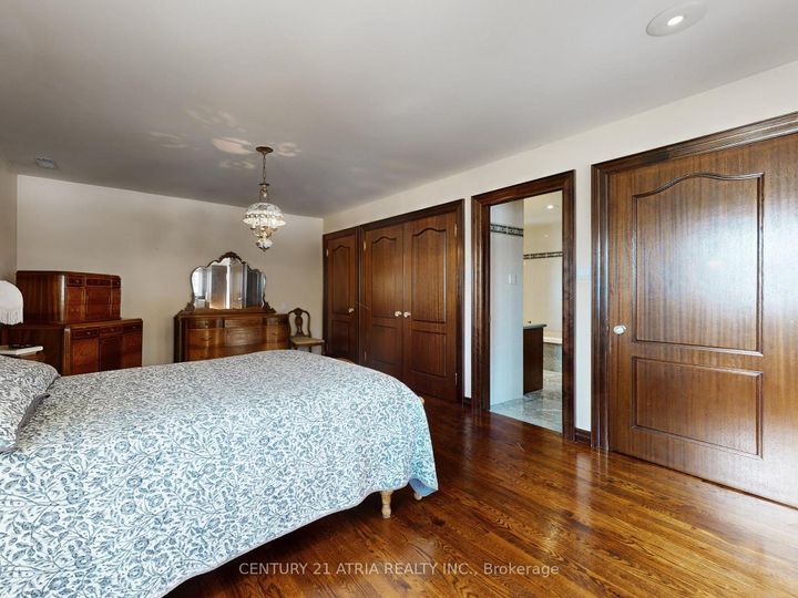 Photo 26 at 39 Prattley Drive, Don Valley Village, Toronto