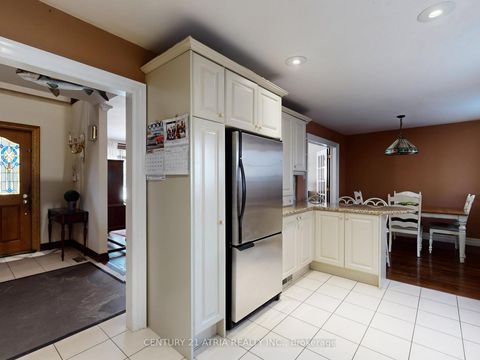 Photo 18 at 39 Prattley Drive, Don Valley Village, Toronto