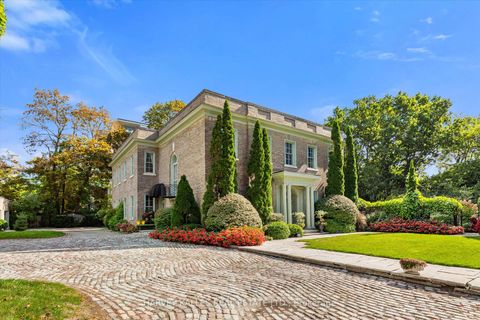 Photo 7 at 1 Edmund Gate, Casa Loma, Toronto