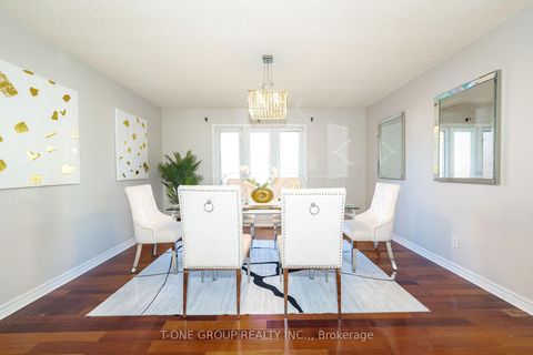 Photo 10 at 382 Elgin Mills Road W, Westbrook, Richmond Hill