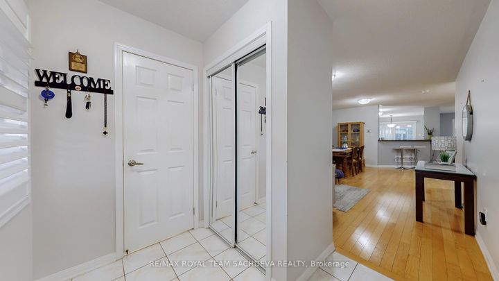 Photo 4 at 1809 Parkhurst Crescent, Duffin Heights, Pickering