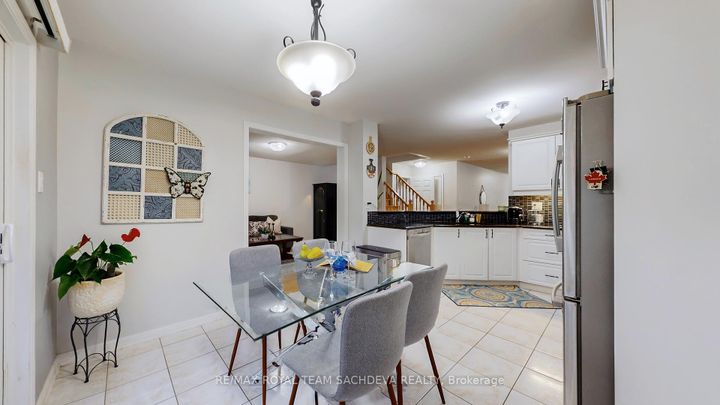 Photo 17 at 1809 Parkhurst Crescent, Duffin Heights, Pickering