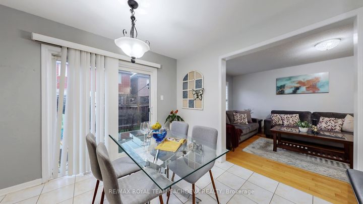 Photo 18 at 1809 Parkhurst Crescent, Duffin Heights, Pickering