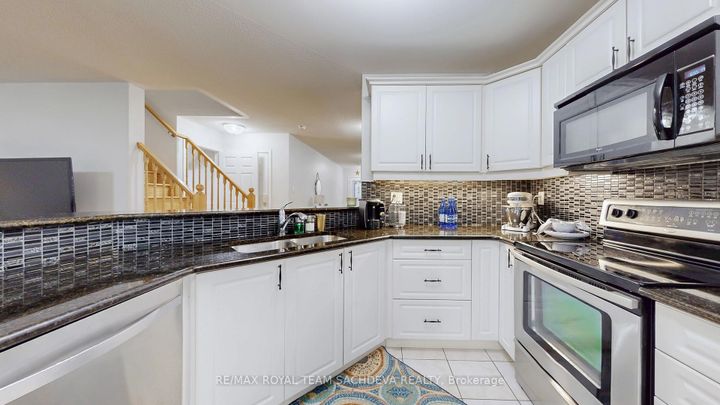 Photo 21 at 1809 Parkhurst Crescent, Duffin Heights, Pickering