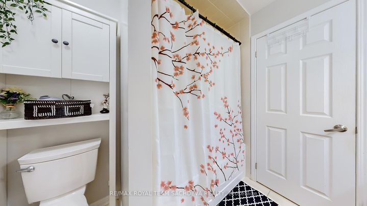 Photo 39 at 1809 Parkhurst Crescent, Duffin Heights, Pickering