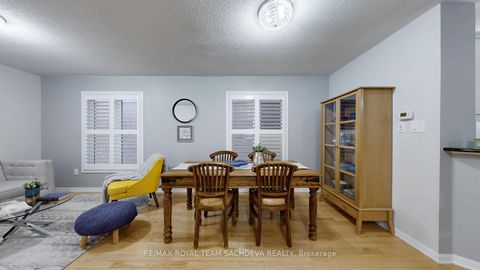 Photo 7 at 1809 Parkhurst Crescent, Duffin Heights, Pickering