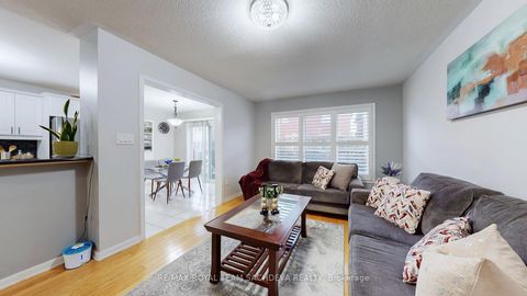 Photo 12 at 1809 Parkhurst Crescent, Duffin Heights, Pickering